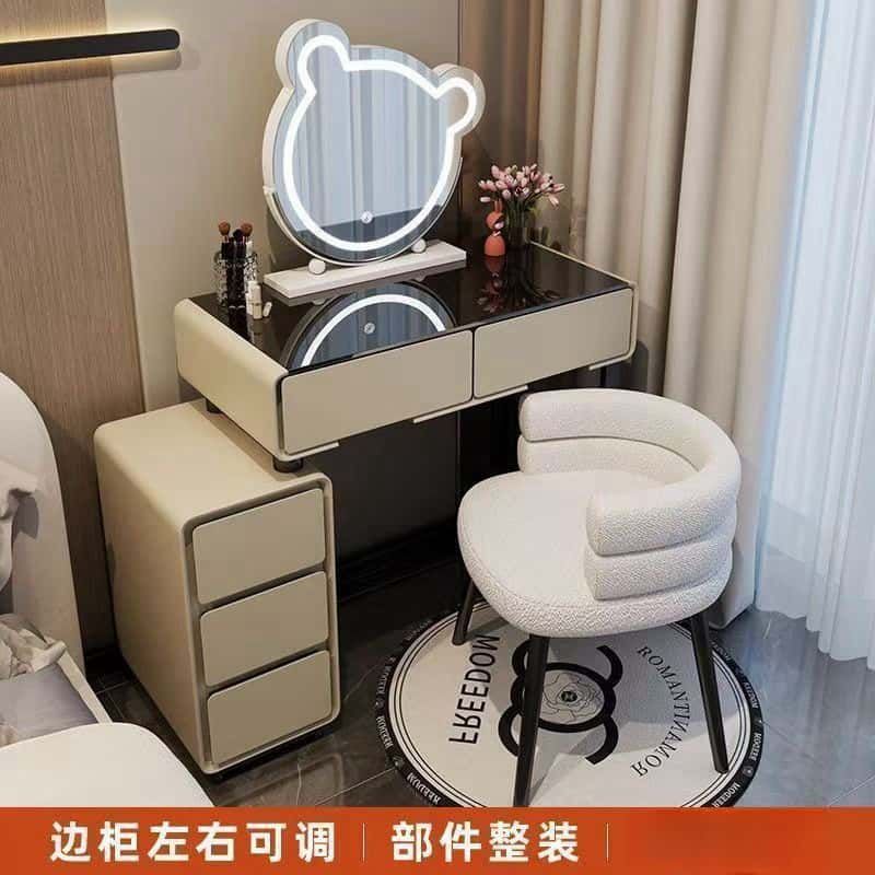 简约梳妆台奶油风化妆桌小户型现代轻奢化妆台梳妆台亮面钢化玻璃