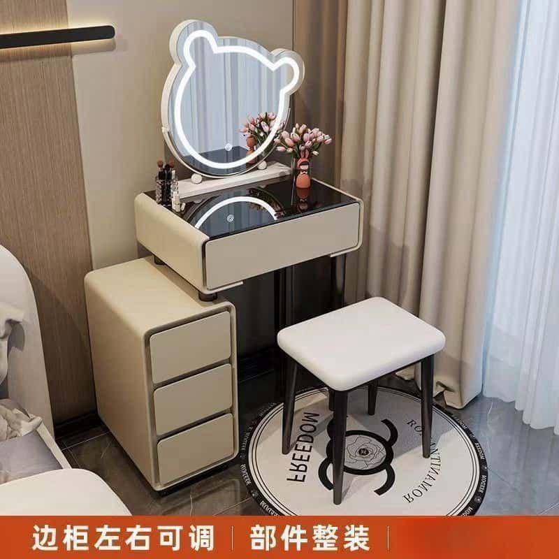 简约梳妆台奶油风化妆桌小户型现代轻奢化妆台梳妆台亮面钢化玻璃
