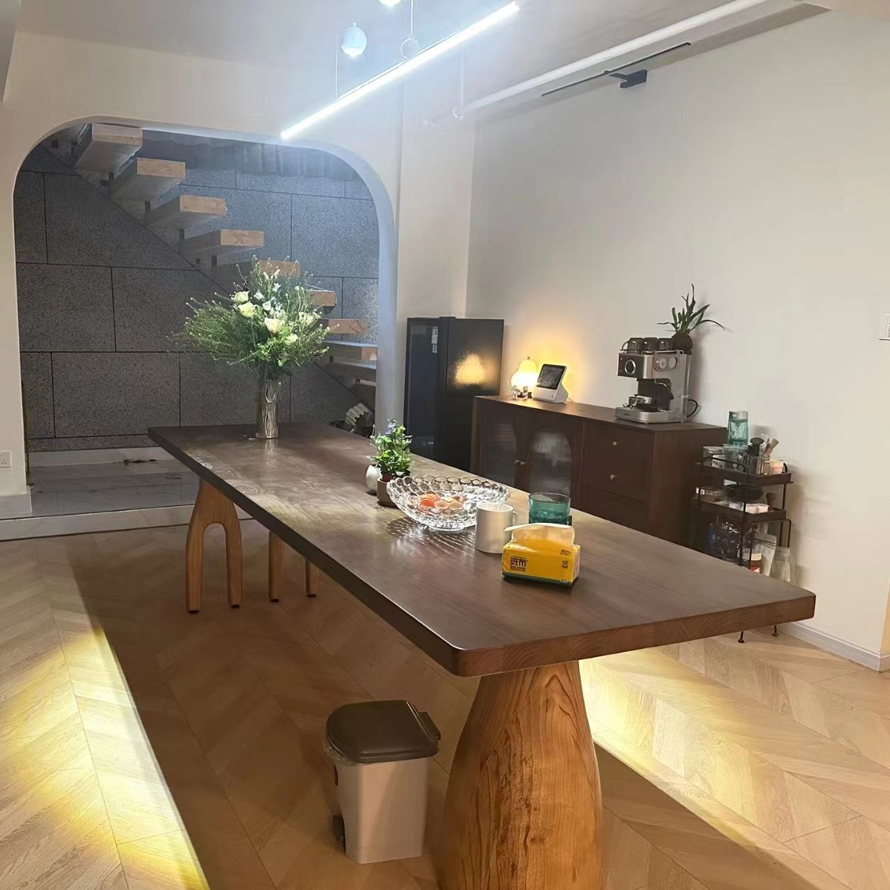 侘寂风家用小户型餐桌椅北欧实木长方大板中岛台书桌工作桌会议桌