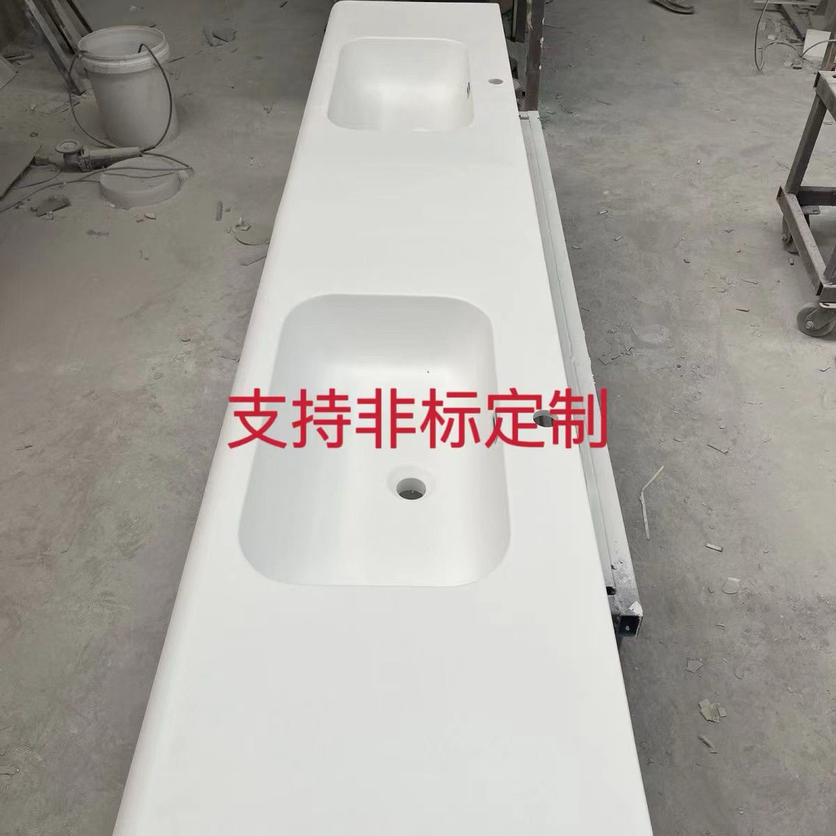 定制可丽耐肤感一体盆酒店民俗卫生间陶瓷一体盆浴室柜盆