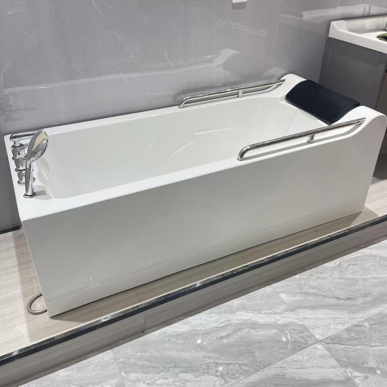 新品一體成型家用亞克力多色浴缸成人浴盆免安裝酒店賓館洗澡浴池