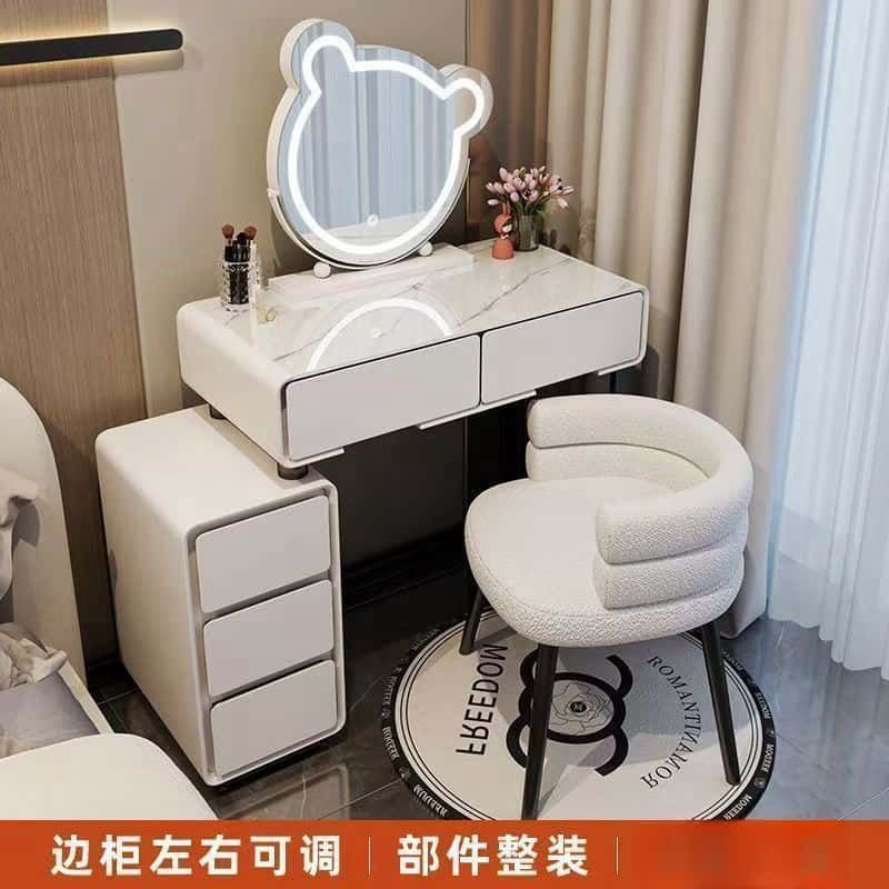 简约梳妆台奶油风化妆桌小户型现代轻奢化妆台梳妆台亮面钢化玻璃