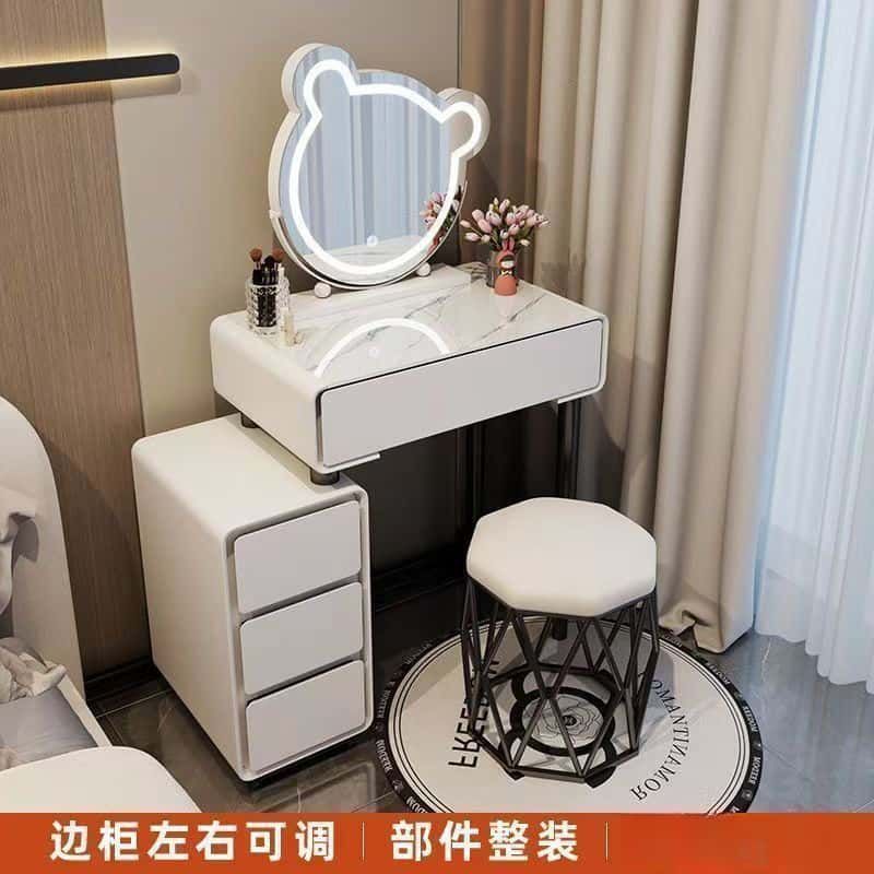 简约梳妆台奶油风化妆桌小户型现代轻奢化妆台梳妆台亮面钢化玻璃