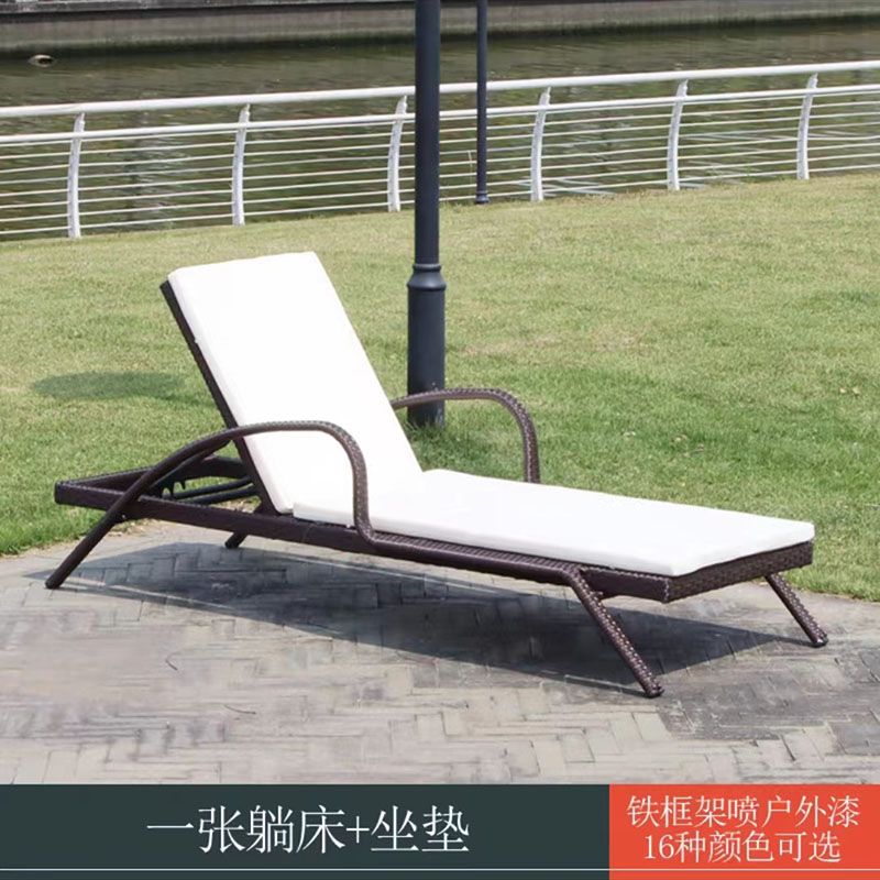 户外躺床阳台休闲藤椅室外庭院躺椅别墅游泳池躺床折叠藤编沙滩椅