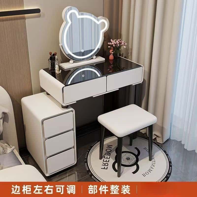 简约梳妆台奶油风化妆桌小户型现代轻奢化妆台梳妆台亮面钢化玻璃