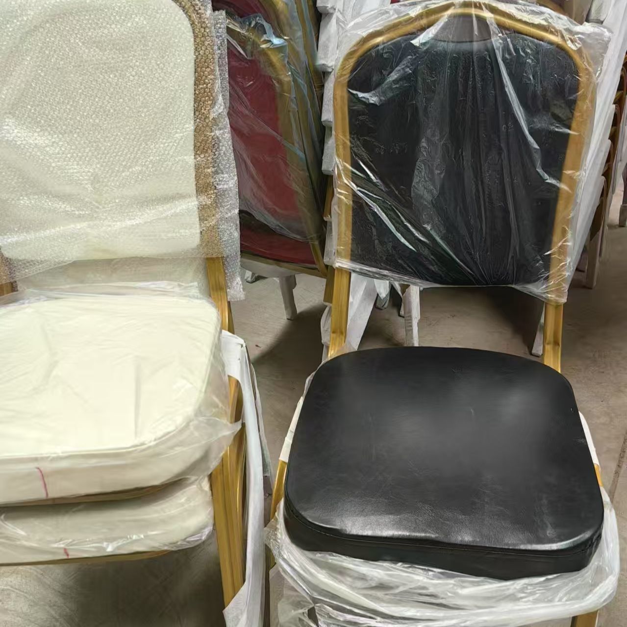 会议培训椅酒店椅宴会椅饭店椅餐椅展会婚庆活动专用钢管靠背椅子