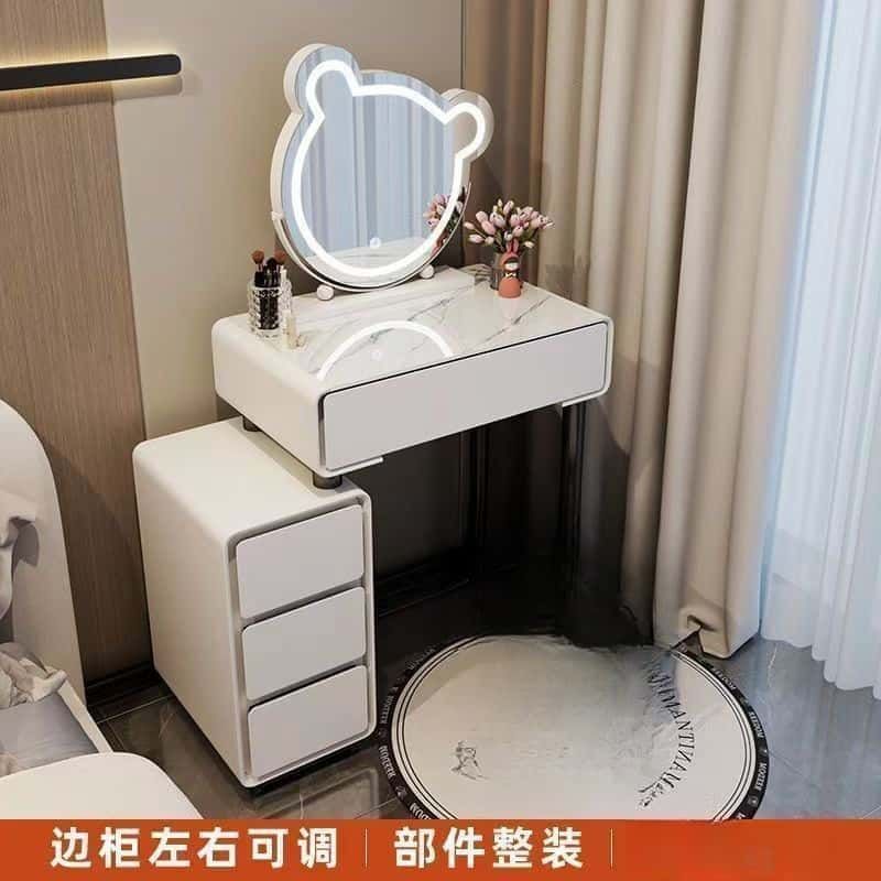 简约梳妆台奶油风化妆桌小户型现代轻奢化妆台梳妆台亮面钢化玻璃